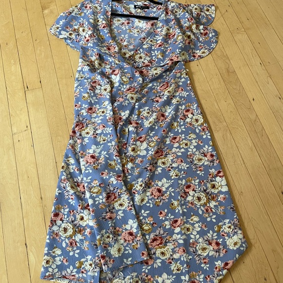 Slate & Willow | Dresses | Slate And Willow Blue Floral Wrap Dress Size S |  Poshmark